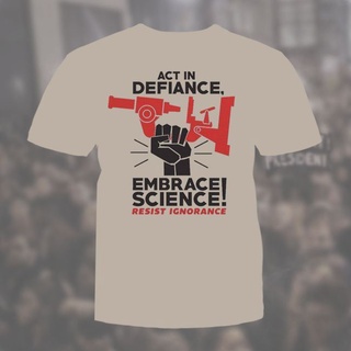 เสื้อยืดแฟชั่น ผู้ชาย ผู้หญิง ส่งฟรี EMBRACE SCIENCE ต้านจุดระเบิด ผู้ชาย / ทุกเพศ &amp; ฟิตติ้ง ผู้หญิง ต่อต้านทรัมป์ เสื้อ
