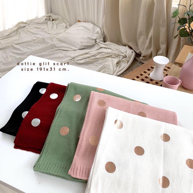umore.made ผ้าพันคอ dottie glitz scarf