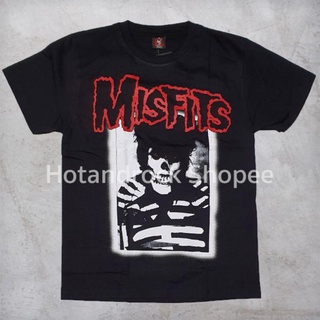 เสื้อยืดวงสีดำ Misfits  TDM 0738 Hotandrock