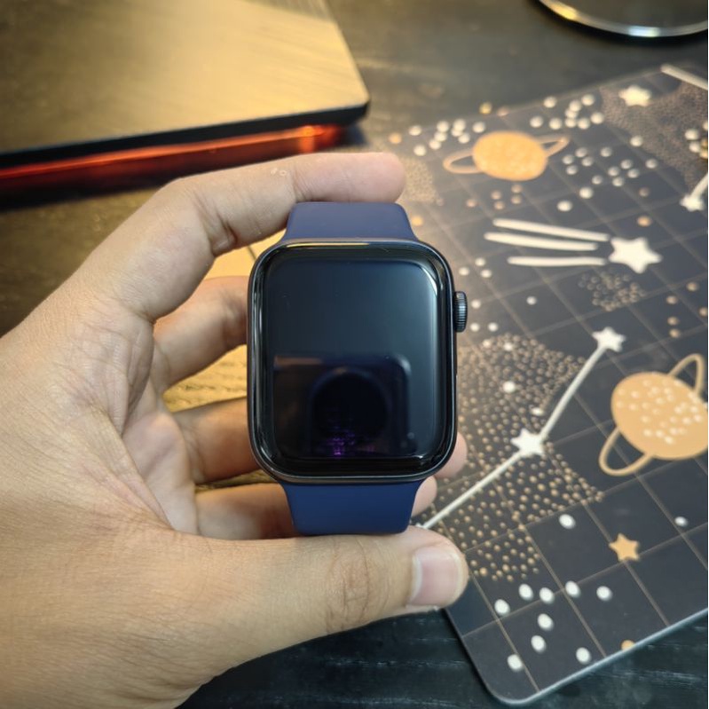 Apple Watch SE 44 MM. มือสอง สภาพใหม่