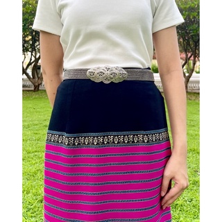 ฮักเงินน่านพร้อมจัดส่ง เข็มขัดสายเปียรมดำ เข็มขัดเงินแท้ 92.5% เข็มขัดโบราณ เข็มขัดตอกลายดอกพิกุลเครือเถา เงินเมืองน่าน