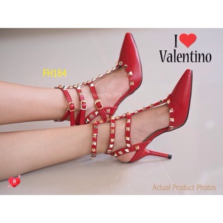 แดง valentino!