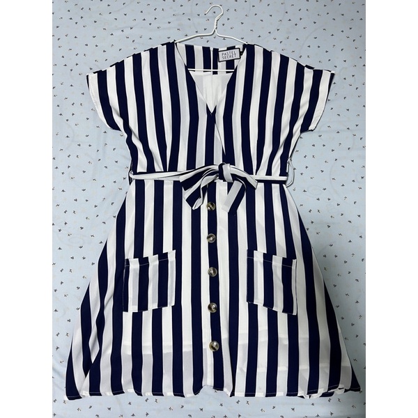 Pastel Secret Dress สีกรม [Size L]