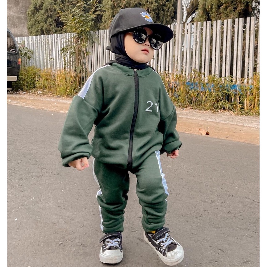 ชุดเกมปลาหมึกสําหรับเด็กอายุ 3-10 ปีเสื้อแจ็คเก็ตและกางเกงเกม Netflix Viral