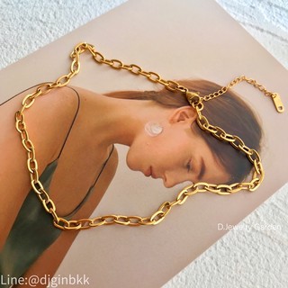 Calvin fashion chain choker