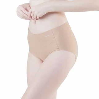 Wacoal กางเกงชั้นเนียน Anti-bacteria Cool Innovation รุ่น WU3K00 รูปแบบเต็มตัว สีโอวัลติน (OT)