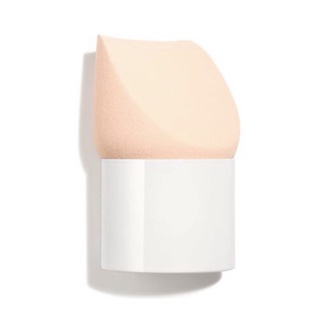 CHANEL MULTI-USE FOUNDATION SPONGE BRUSH