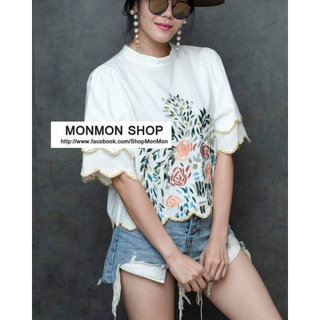 Embroidery Kissy Blouse ☘⚘🌺เสื้อลินินผสมแต่งปักลายดอกหลากสี ชายปักตัดขอบแต่งหยัก กระดุมหลังผ่าเปิดปิดได้