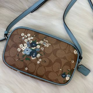 พร้อมส่งที่ไทย Coach crossbody 2 ซิย สีใหม่ ลายดอก ของแท้ จาก usa outlet