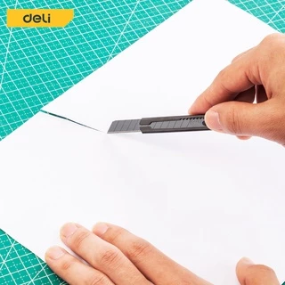 Deli คัตเตอร์ มีดคัตเตอร์ คัตเตอร์จิ๋ว 9mm พกพาง่ายๆ โลหะผสมเหล็ก ใบมีดเฉียง 30° 60° Cutter