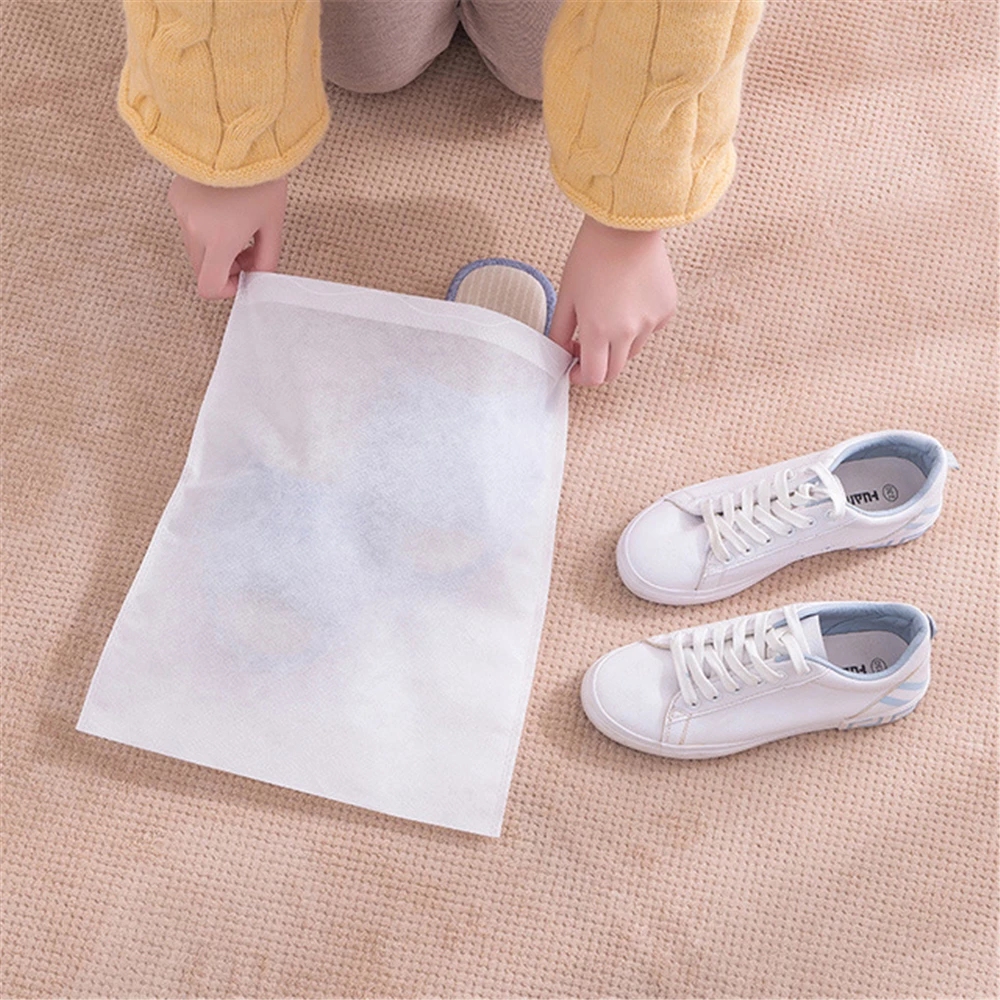 ( Portable Non - Woven ) กระเป๋าจัดเก็บรองเท้า ( สี่เหลี่ยมสีขาว )