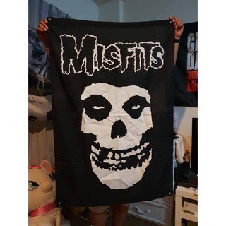 ธงลาย Misfits สีขาวดำ