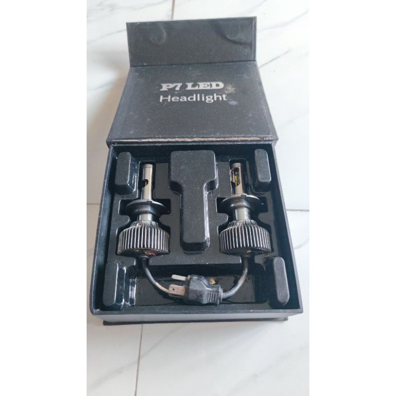 ไฟหน้ารถยนต์ ชนิด H4 LED H4 headlight 6000k ขั้ว H4