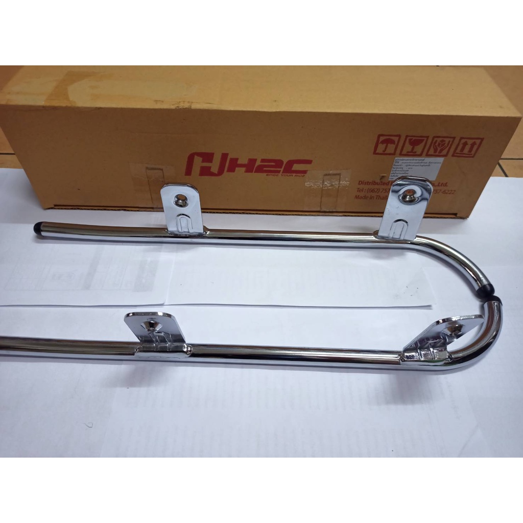 กันชนขอบแผ่นวางเท้า  สีโครเมี่ยม Scoopy i ปี2017-2019