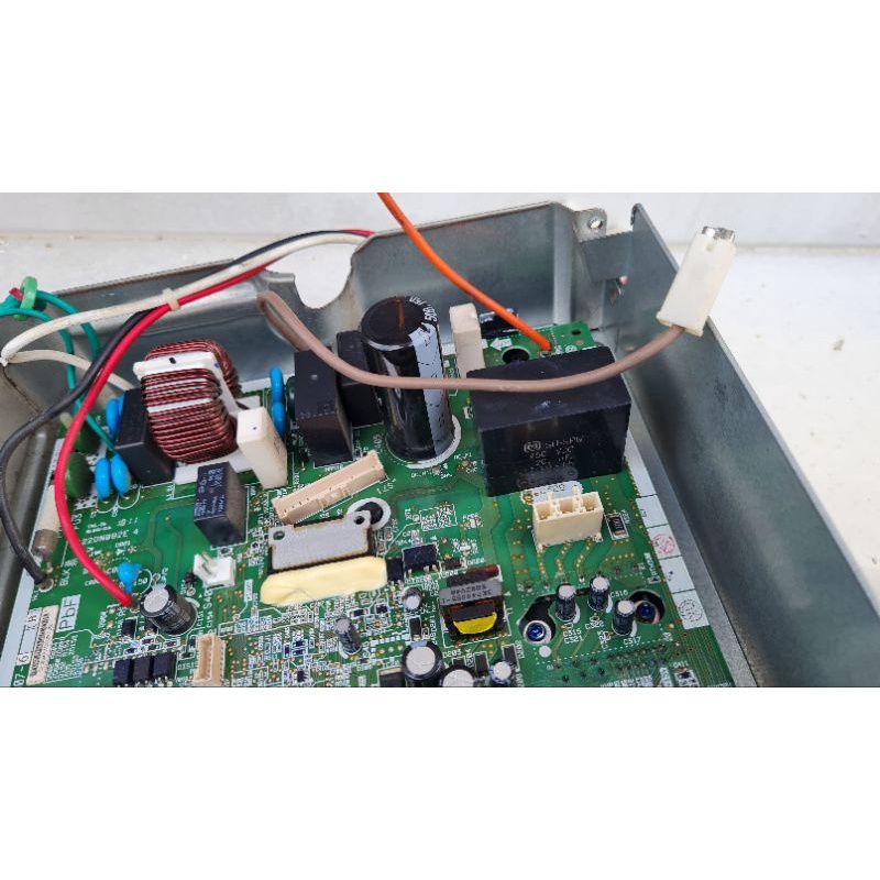 [พร้อมส่ง] ตัวเก็บประจุ 20uF 450Vdc 1 ตัว