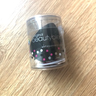 ฟองน้ำแต่งหน้า Beauty blender