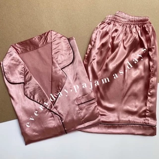 ชุดนอนสีพื้น🐰🤍(พร้อมส่ง)เนื้อผ้าซาตินเกรดพรีเมี่ยมแขนสั้นขาสั้นเหมาะกับผู้ที่มีผิวบอบบางแพ้ง่ายนะคะ