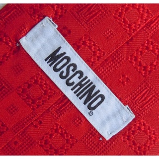 เนคไทแบรนด์เนมมือสอง Moschino Men’s Necktie Made in Italy