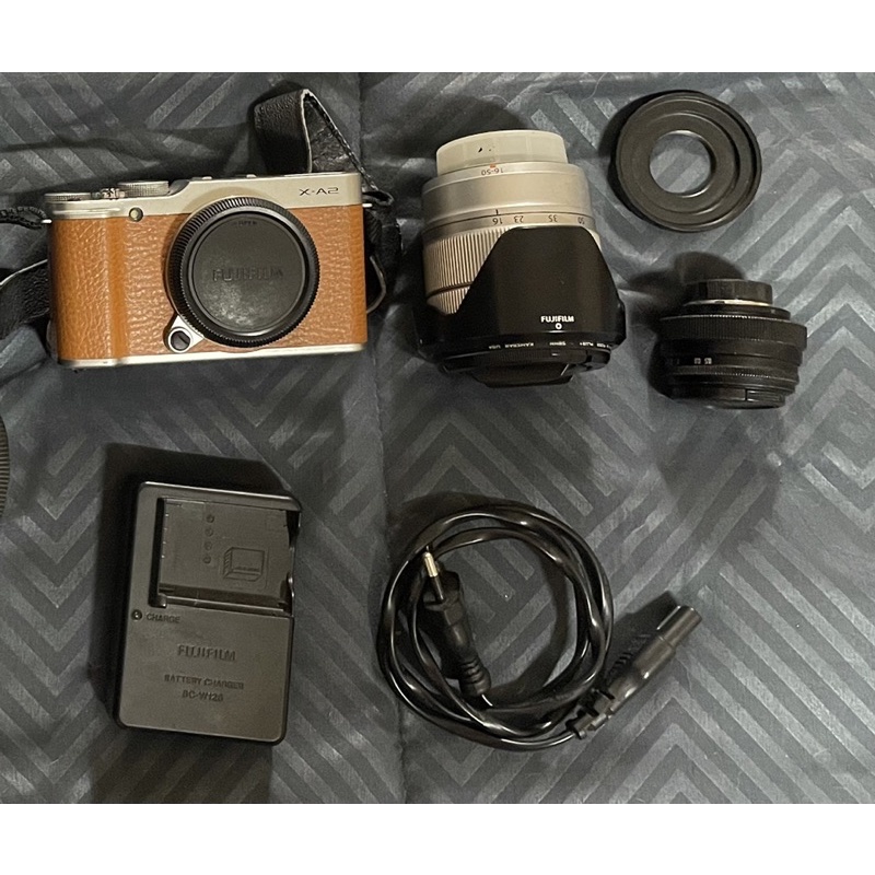 กล้อง Fuji XA2 (X-A2) สีคาเมล มือสอง อุปกรณ์ครบพร้อมกล่อง + เลนส์ละลายมือหมุน