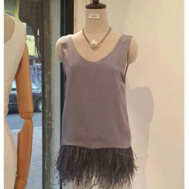 Clearance Sale New Korea Sleeveless with Ostrich Feather