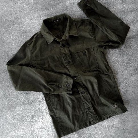 Johnbull uniqlo united Athlete แพ็คเกจออมทรัพย์ 4 รายการ