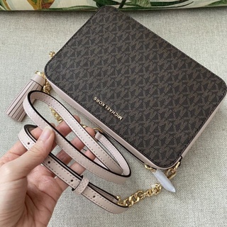 ‼️พร้อมส่ง‼️✨NEW Michael kors ginny medium crossbody ปรับถอดสายได้ งาน shop พร้อมพู่ห้อยน่ารักมาก