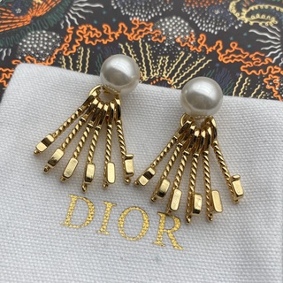 ต่างหูมุก รูปตัวอักษร Dior แฟชั่นหรูหรา