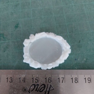 โมเดล บ่อน้ำ ให้น้ำมด/แมลง (4×3cm.)