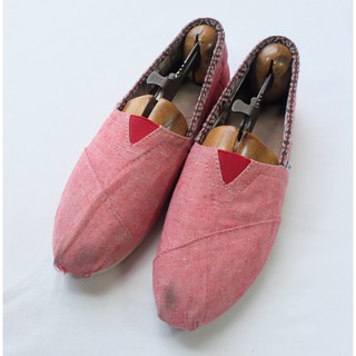 Toms Shoes Classics Size 9W / 40.5EU / 25.5 CM. สีแดงฟอก มือสอง ของแท้