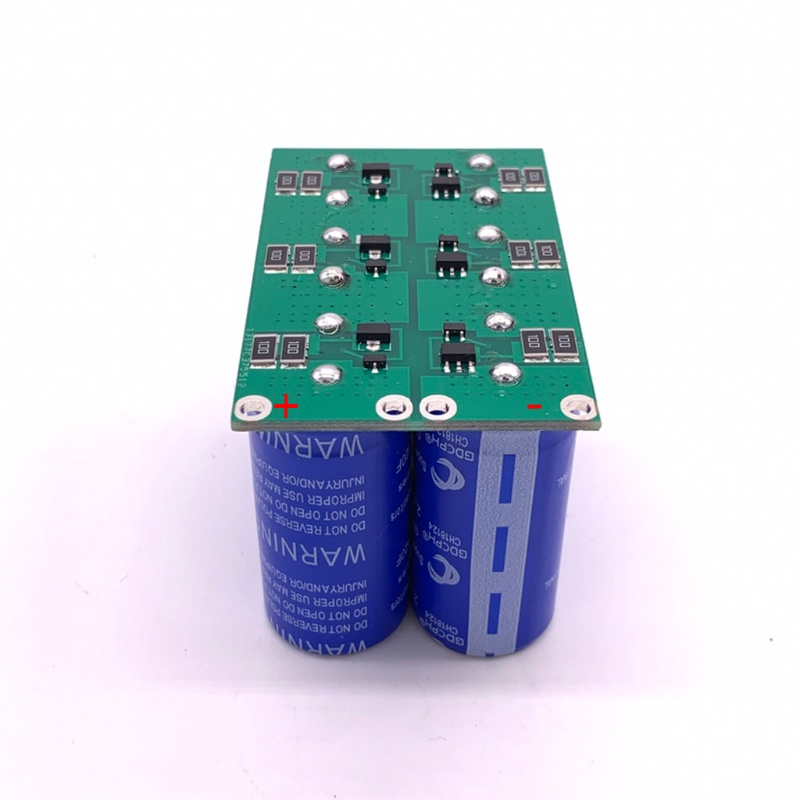 Hl 16V 20F Super Farad Capacitor 2 7V 120F เท้ายาวความถี่ ESR ต่ํา Ultracapacitor สําหรับแหล่งจ่ายไฟรถยนต์