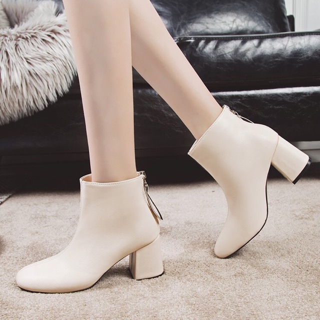 Chole G:Nina Steb Short Boots รองเท้าบูทหนังส้นสูง  รองเท้าบูทหุ้มข้อ ส้นสูง 2.5นิ้ว(SH0035)