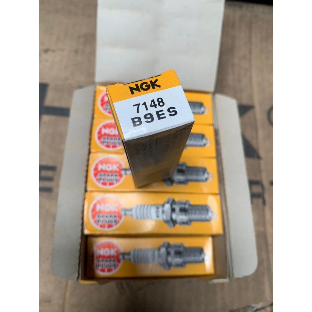 HARGA UNTUK ข้อเสนอ 1 ชิ้น!!!! NGK MOTO SPARK PLUG B9ES 100%