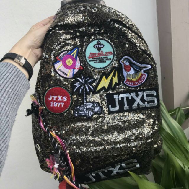 JTXS Limited Chic Bag (Outlet) กระเป๋าแบรนด์เนม