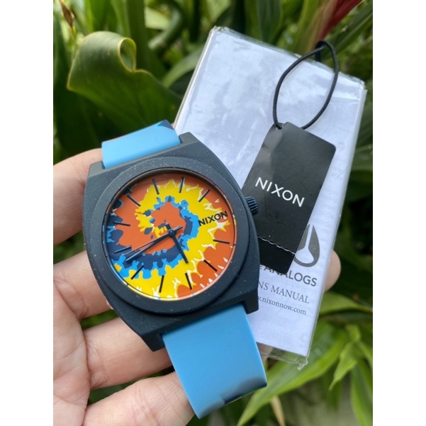 นาฬิกา Nixon x Grizzly The time teller p