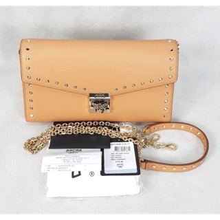 (ผ่อน0%)📌แท้💯🇺🇸 MCM Millie Crossbody in Park Avenue Leather Biscuit(ไม่แท้คืนเงิน)