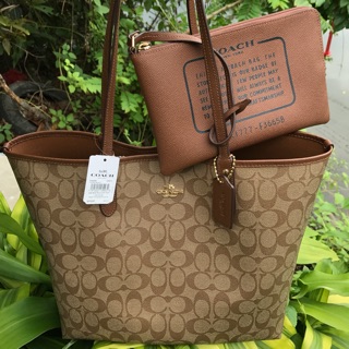 Coach tote กลับด้านแท้ ขนาด16"