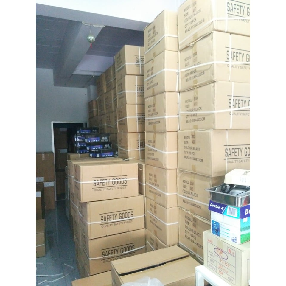 รองเท้าเซฟตี้ SAFETY GOODS รุ่น #008 หัวเหล็ก พื้นเสริมแผ่นเหล็ก