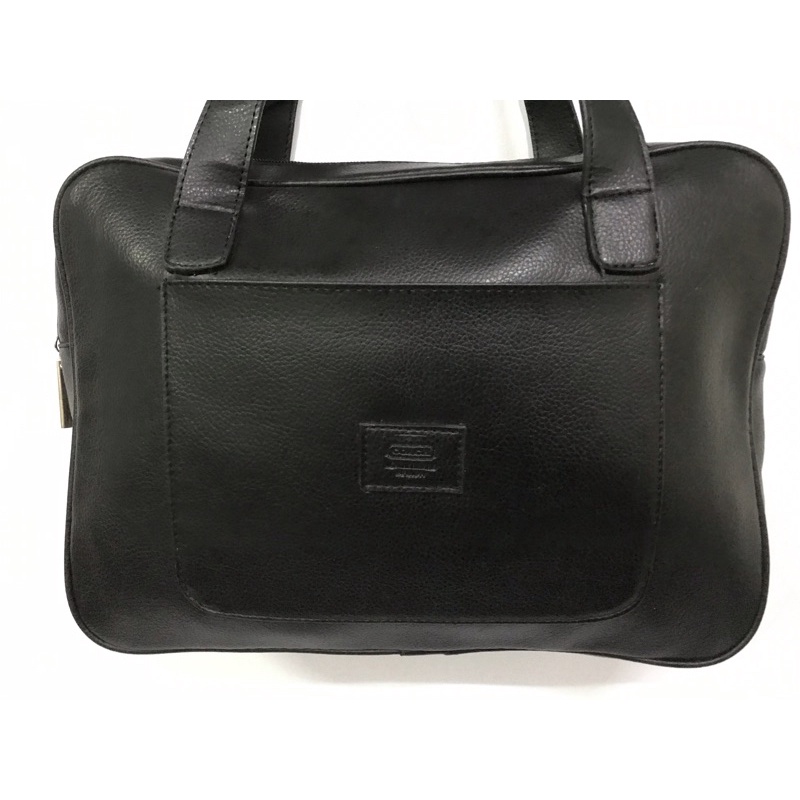 กระเป๋าเอกสาร Coach หรือกระเป๋าสำหรับผู้ชาย ของแท้ มือสอง สีดำ พร้อมส่ง