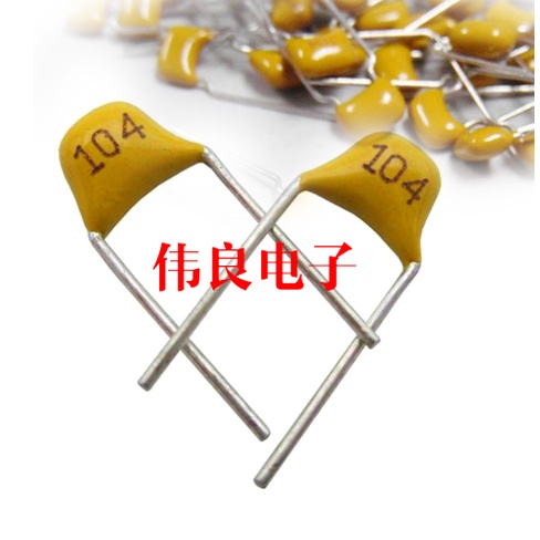 คุณภาพสูงตัวเก็บประจุเสาหิน 10PF 22pf 33pf 47pf 100pF 220pF 104