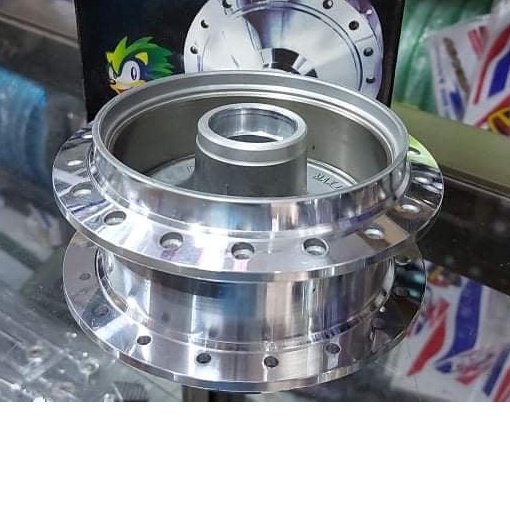 ดุมล้อHONDAแด็ช แบบเงาใส่รถ โนวา เทน่า สมาย บีท แด็ช LS125 รุ่นดิสหลังและรุ่นดรัมหลังตรงร่นผลิตจากอลูมิเนียมเกรดเองานหนา