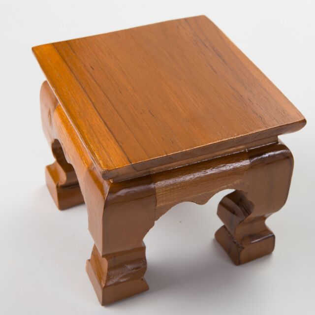 โต๊ะเดี่ยว ไม้สัก ขาสิงห์ ขนาด 5×5 นิ้ว ฐานหรือตั่งวางพระ