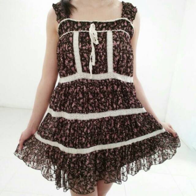 LIZ LISA LACE DRESS*