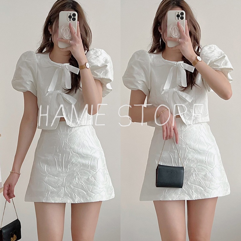 ชุดเซ็ตผู้หญิงเกาหลีออกแบบ HBT424 เสื้อครอปคอปกโบว์แขนพองกระโปรงทรงเอมีซับในชุดบุคลิกภาพสําหรับออกไป