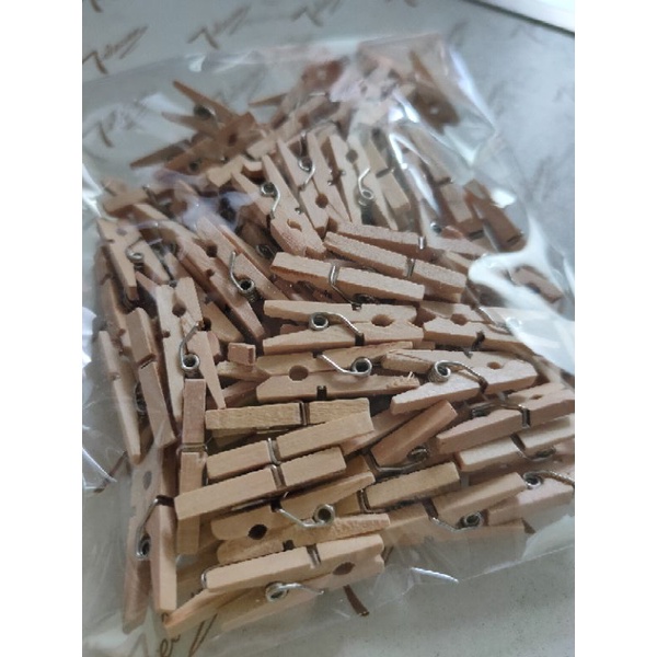 ไม้หนีบ 15 ชิ้น ขนาด 2.5 ซม. พร้อมส่ง