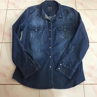 เสื้อเชิ้ตยีนส์ Zara denim shirt size XL