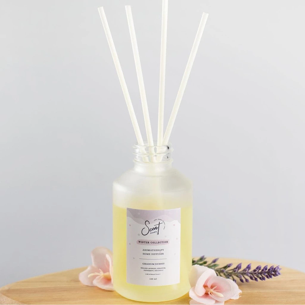 ก้านไม้หอมกระจายกลิ่น Geranium Journey (Scent Studio Room Diffuser)