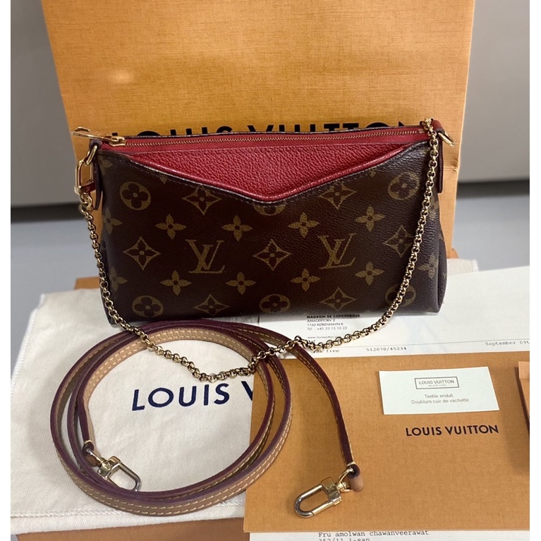 LV Pallas clutch DC17