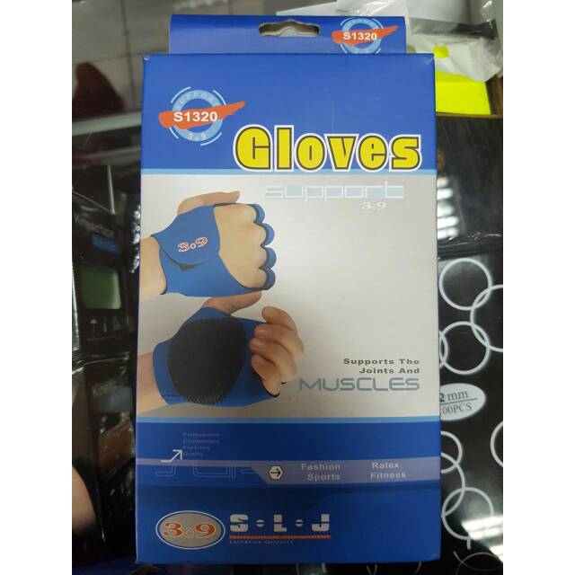 GYM GLOVES / FITNESS GLOVES