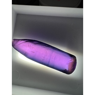 Flame fusion corundum kunzite Rough 1 pieces