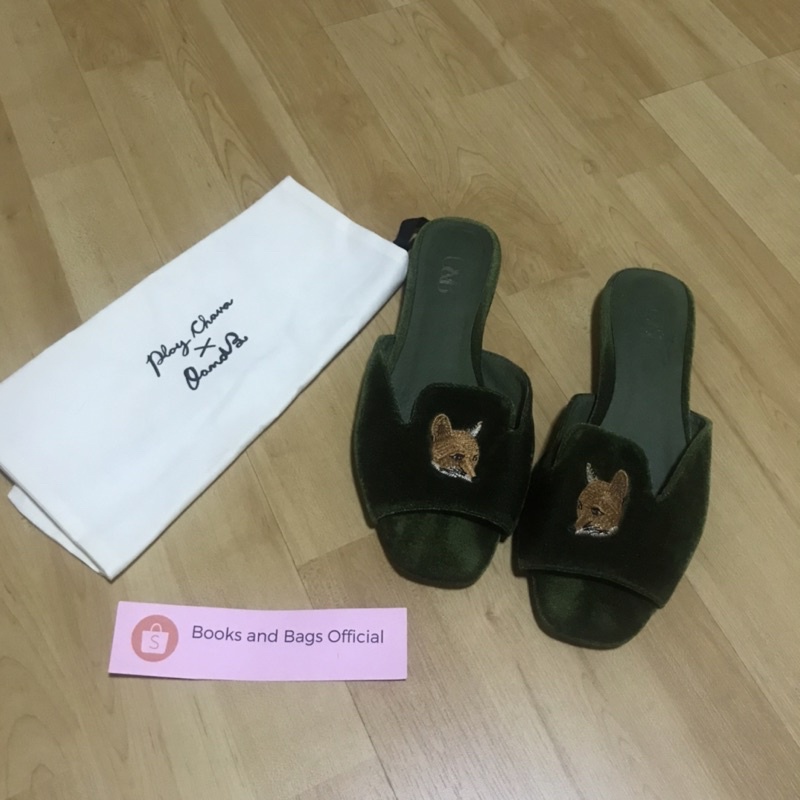 ⚡️Limited⚡️[Size 37] Ploy Chava x OandB รองเท้าแตะ กำมะหยี่ ลาย Fox มีถุงผ้า O&B